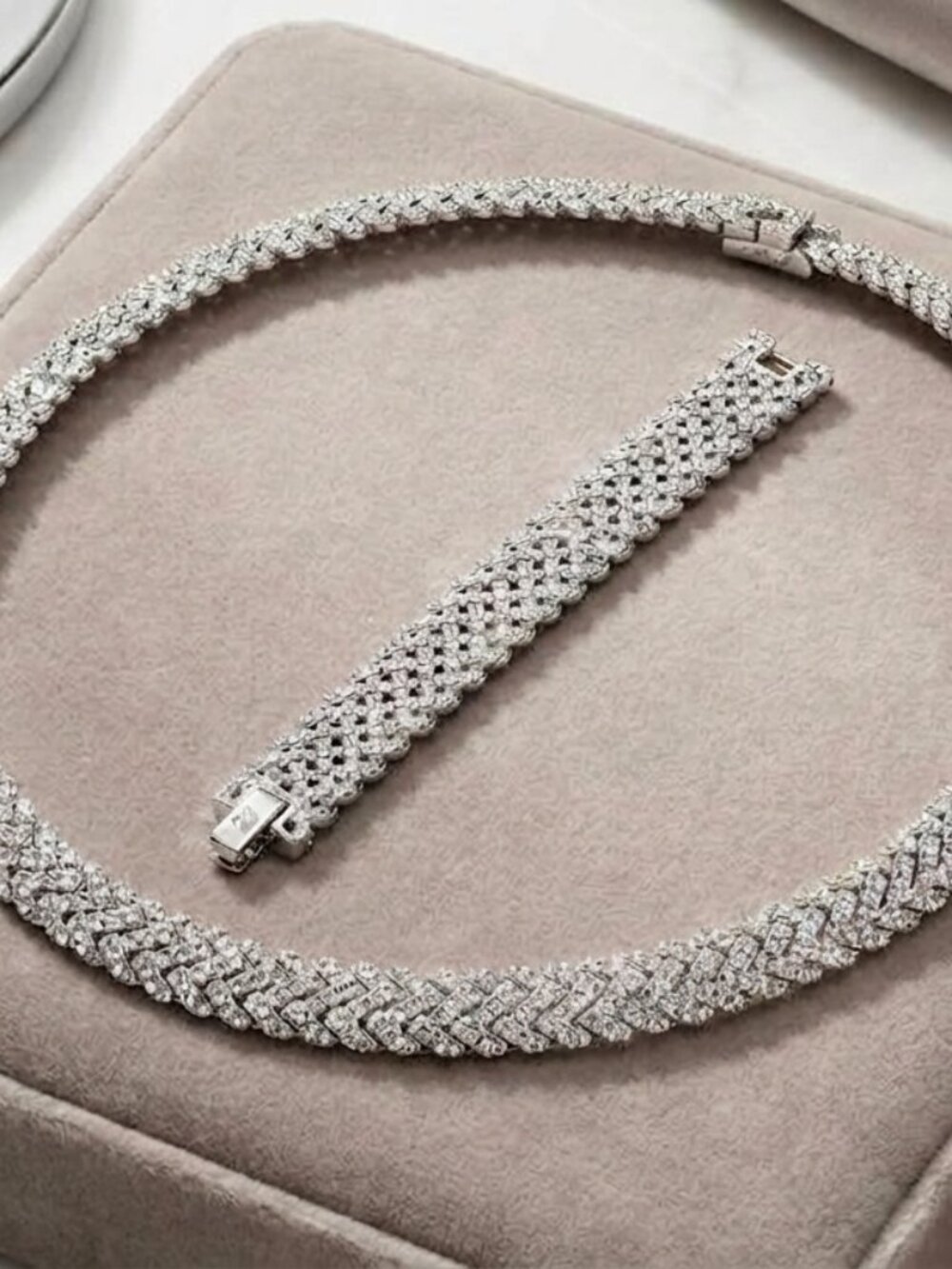 Swarovski Diamanta Pavé Crystal Necklace & Bracelet Set